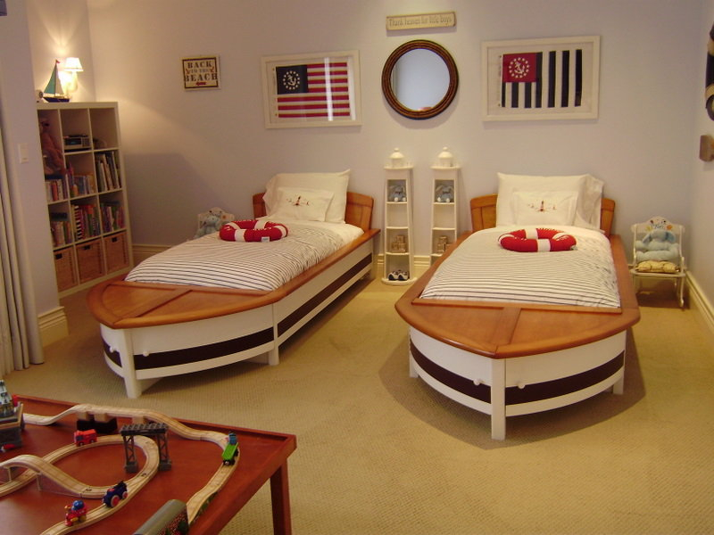 Кровати-корабли для детей